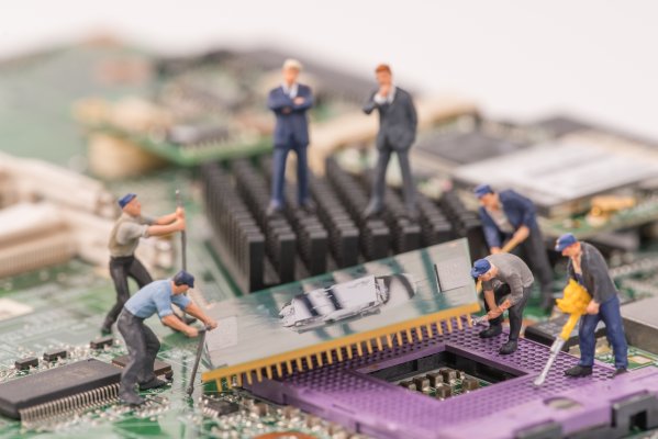 features advanced system optimizer utility software working men toys figurines cleaning up fixing computer components